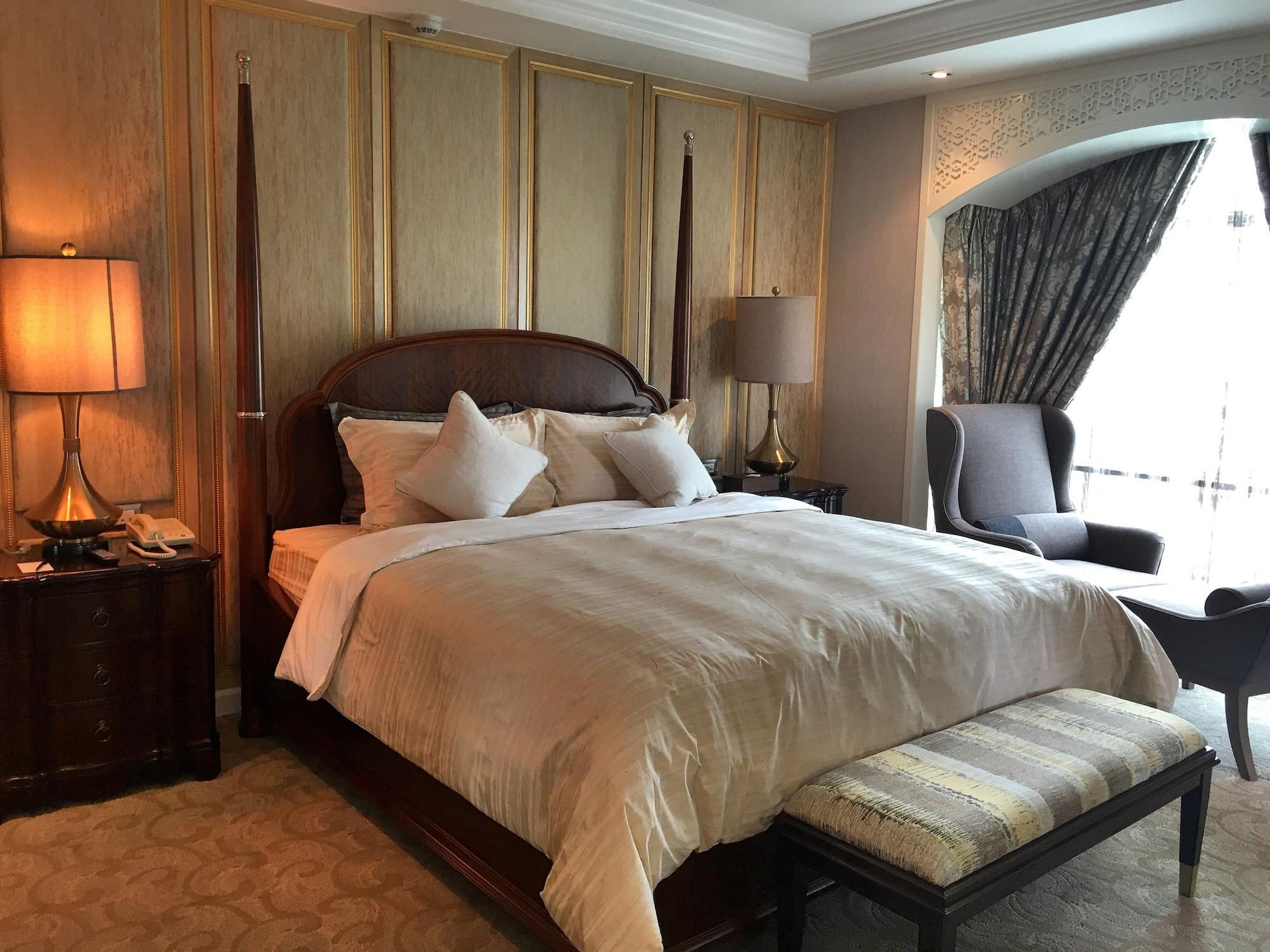 โรงแรมอัล มีรอซ กรุงเทพ - โรงแรมฮาลาลชั้นนำ 5* กรุงเทพมหานคร